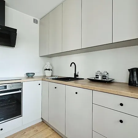 Metropolitan Heaven Emilii Plater 55 Apartman Varsó