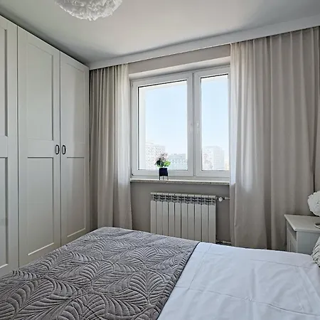 Appartement Metropolitan Heaven Emilii Plater 55 *